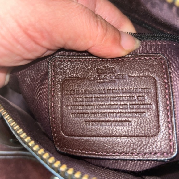 Coach Rhyder Satchel with dusty rose heart applique novelty strap and charm - Picture 11 of 11